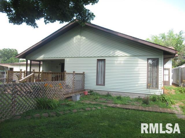 209 N 8th St, Herrin, IL 62948 - photo 35