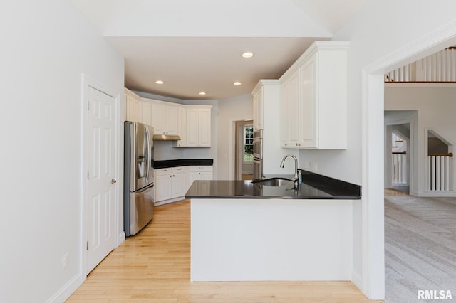 1506 Gleneagle Dr, Marion, IL 62959 - kitchen featuring stainless steel appliances, a peninsula, dark countertops, white cabinets, and recessed lighting