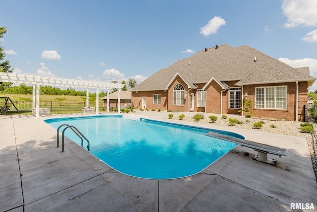 1506 Gleneagle Dr, Marion, IL 62959 - view of swimming pool with a patio, a pergola, and a hot tub