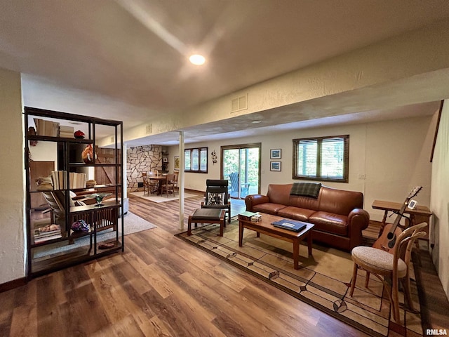 304 May Apple Ln, Carbondale, IL 62903 - living room featuring wood finished floors and recessed lighting