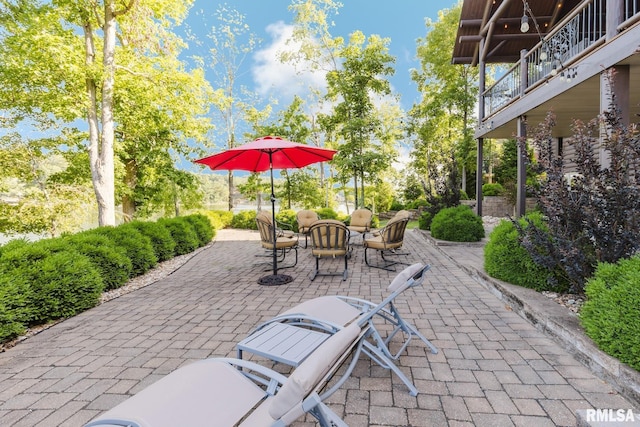 3525 Parrish Ridge Ln, Goreville, IL 62939 - view of patio / terrace with outdoor dining space