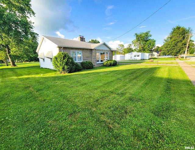 119 S 6th St SE, Clay City, IL 62824 - view of grassy yard
