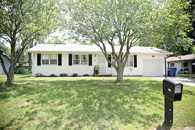 203 Skyline Dr, Marion, IL 62959 - ranch-style house featuring a garage, a front yard, and driveway