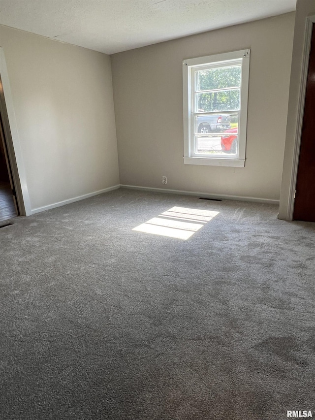 1409 N Van Buren, Marion, IL 62959 - spare room featuring carpet floors