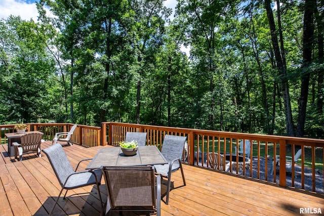 14682 White Birch Ct, Benton, IL 62812 - wooden deck with outdoor dining space