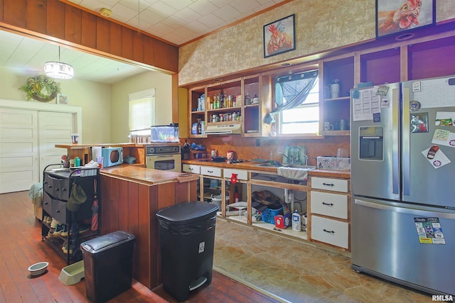 827 W Raymond St, Harrisburg, IL 62946 - kitchen with stainless steel appliances, open shelves, and healthy amount of natural light