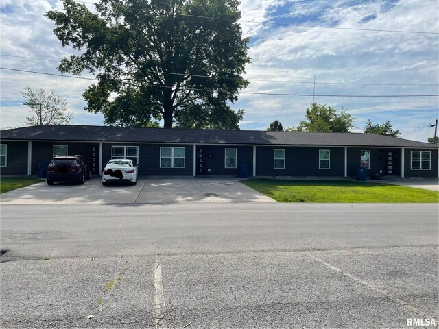 1205 N Otis St A-C, Unit A-C Marion, IL 62959 - photo 3