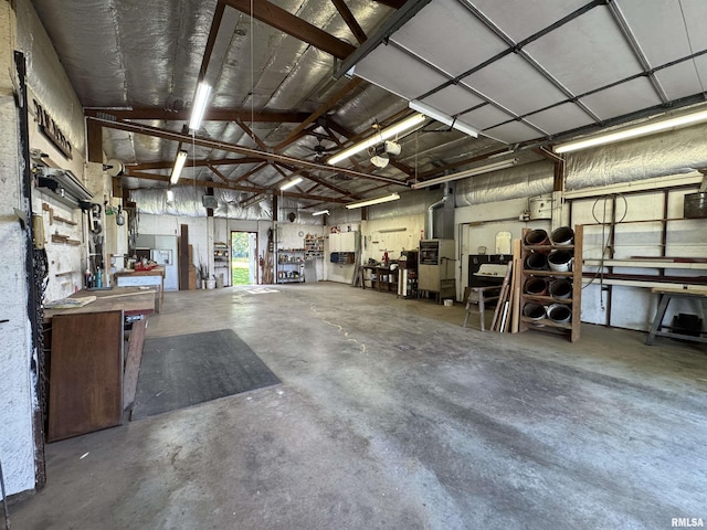 1308 Shawnee Trl, Carterville, IL 62918 - garage featuring a workshop area