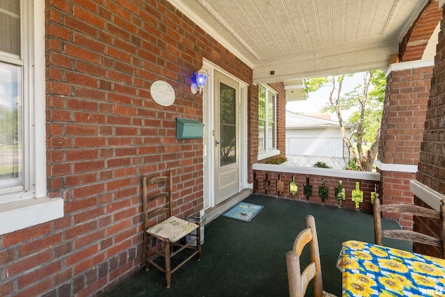 2011 Logan St, Murphysboro, IL 62966 - view of covered porch