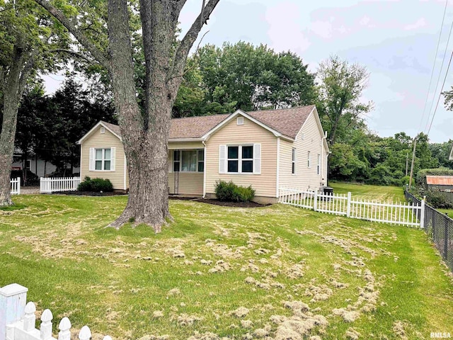 501 Cedar Creek Rd, Makanda, IL 62958 - ranch-style home with a fenced backyard