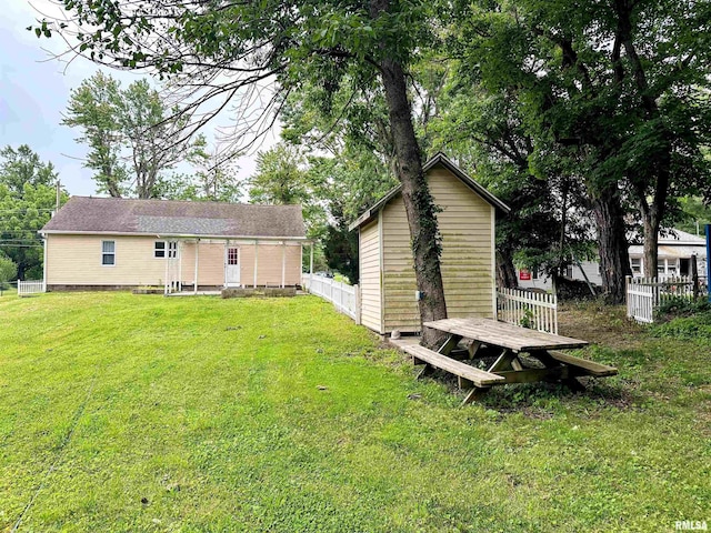 501 Cedar Creek Rd, Makanda, IL 62958 - back of house with an outdoor structure