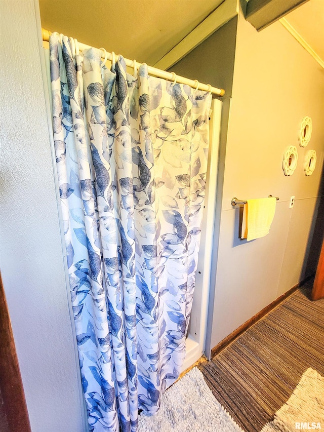 113 SW Mead St, Clay City, IL 62824 - bathroom featuring curtained shower and baseboards