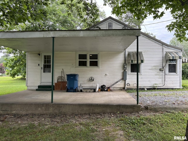 407 W Isabelle Pl, Mcleansboro, IL 62859 - photo 5