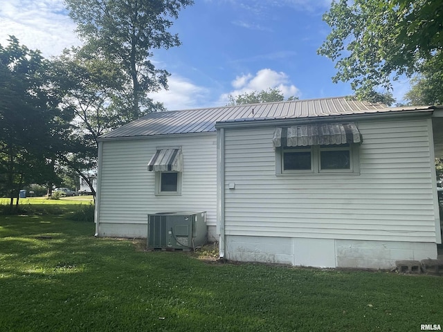 407 W Isabelle Pl, Mcleansboro, IL 62859 - photo 8