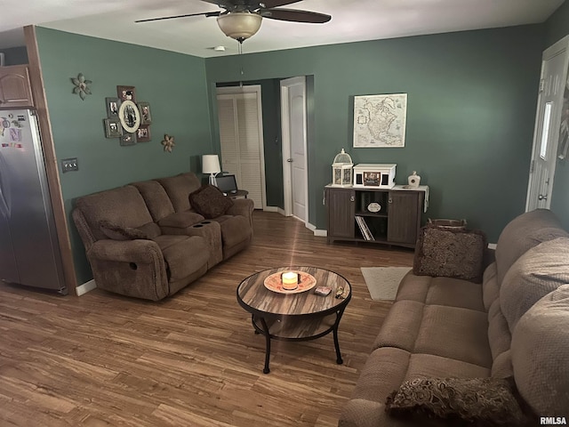 11382 Petroff Rd, Benton, IL 62812 - living area with a ceiling fan and wood finished floors
