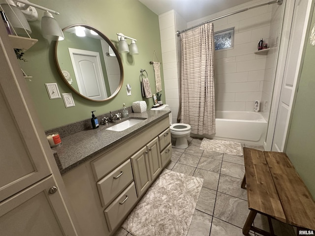 11382 Petroff Rd, Benton, IL 62812 - full bath featuring vanity and shower / bathtub combination with curtain