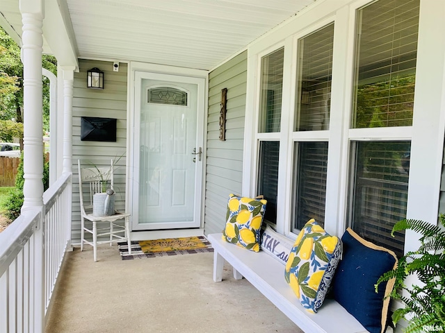 1203 W Goodall St, Marion, IL 62959 - entrance to property with a porch