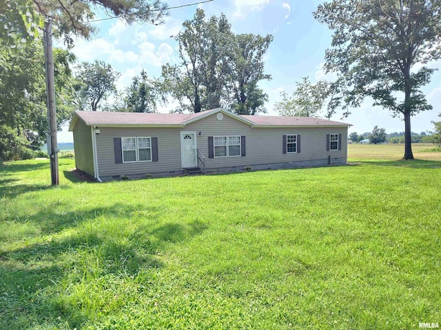 45 Davis Ridge Rd, Eldorado, IL 62930 - manufactured / mobile home with crawl space and a front lawn