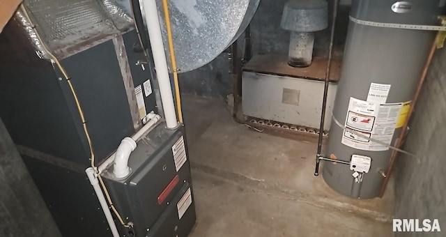 202 E 8th St, Mount Carmel, IL 62863 - utilities featuring heating unit and water heater