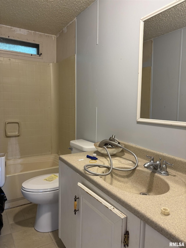 2780 Campground Rd, Anna, IL 62906 - full bathroom featuring vanity, a textured ceiling, bathing tub / shower combination, and tile patterned flooring