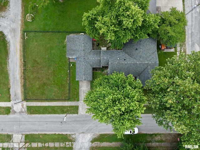 402 N Commercial St, Benton, IL 62812 - photo 9