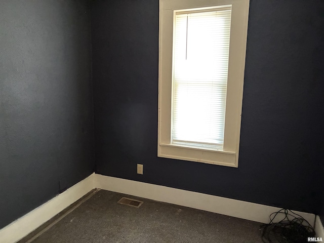 415 S 4th St, Mount Vernon, IL 62864 - spare room with carpet and baseboards