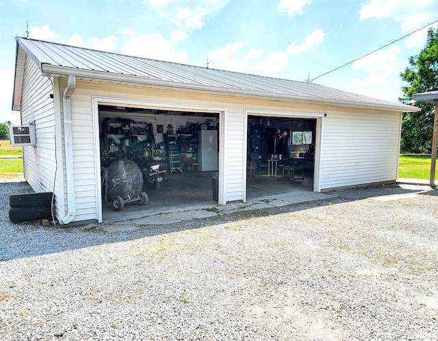 232 Palm Ln, Flora, IL 62839 - view of detached garage