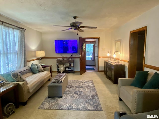 1915 E Oak St, West Frankfort, IL 62896 - living room with a ceiling fan