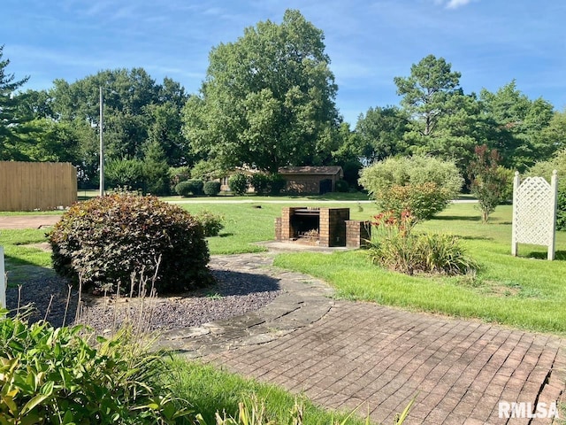 117 N Plains Ave, Marion, IL 62959 - view of yard