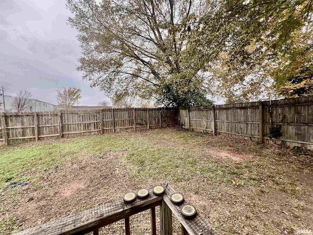726 Maple St Unit 3, Murphysboro, IL 62966 - view of fenced backyard