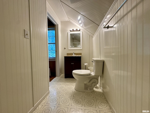 403 Freeman St, Anna, IL 62906 - bathroom with vaulted ceiling and vanity