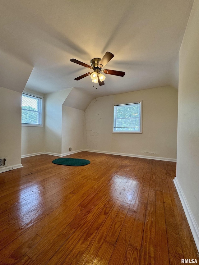 215 S Jackson St, Harrisburg, IL 62946 - photo 20