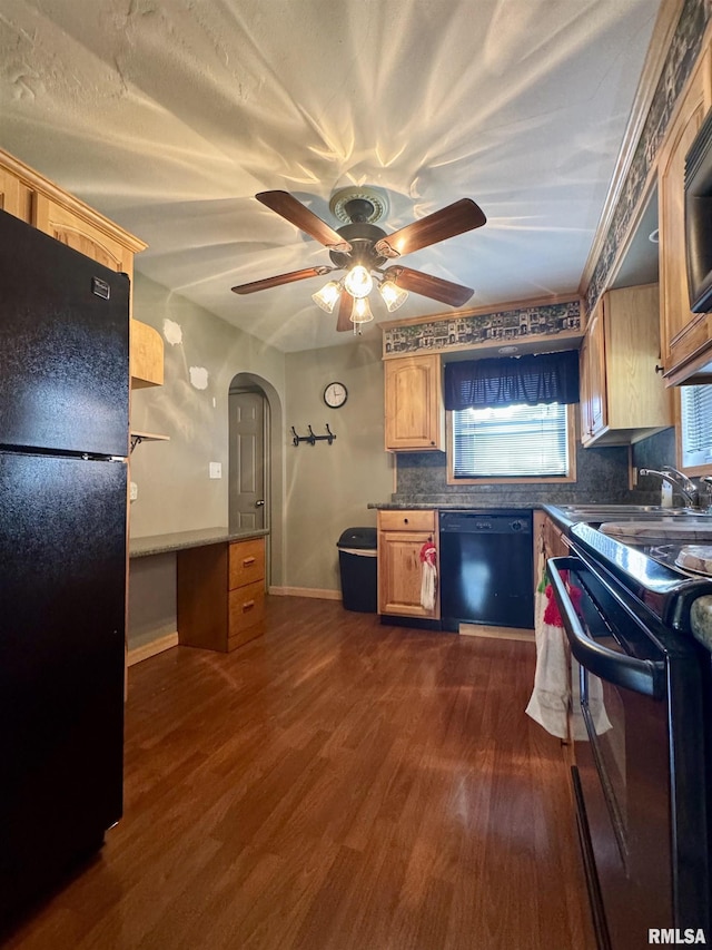 215 S Jackson St, Harrisburg, IL 62946 - photo 5
