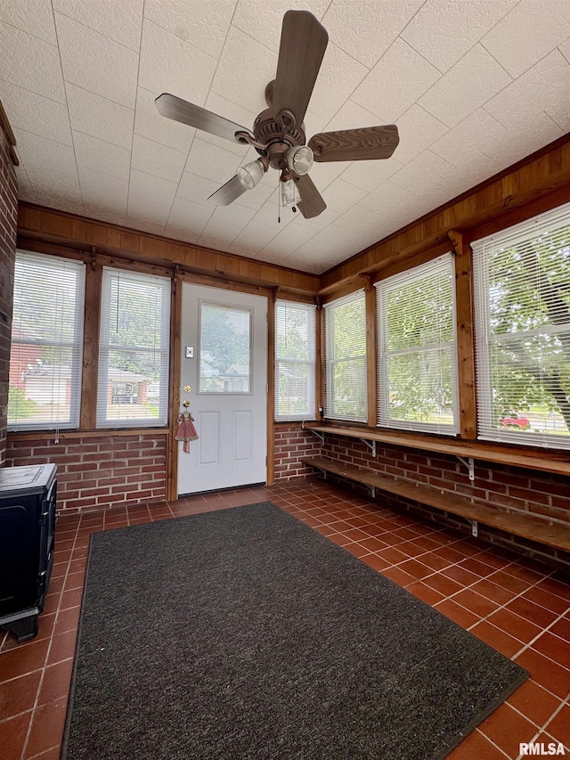 215 S Jackson St, Harrisburg, IL 62946 - photo 9