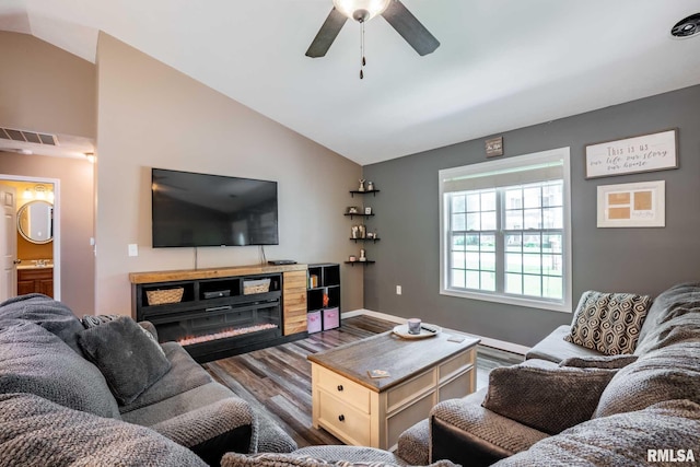 1807 W Cherry St, Herrin, IL 62948 - photo 6