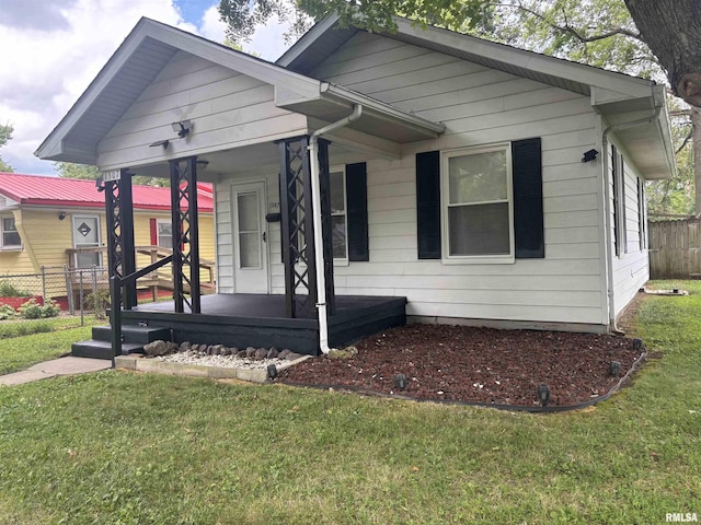 1307 S Maple St, Centralia, IL 62801 - bungalow-style house featuring a porch