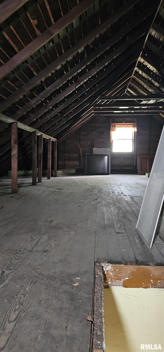 232 N James Ave, Centralia, IL 62801 - view of attic
