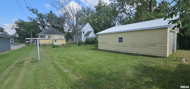232 N James Ave, Centralia, IL 62801 - view of green lawn with an outbuilding