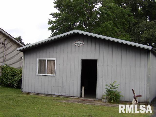 600 Panama St, Eldorado, IL 62930 - photo 2