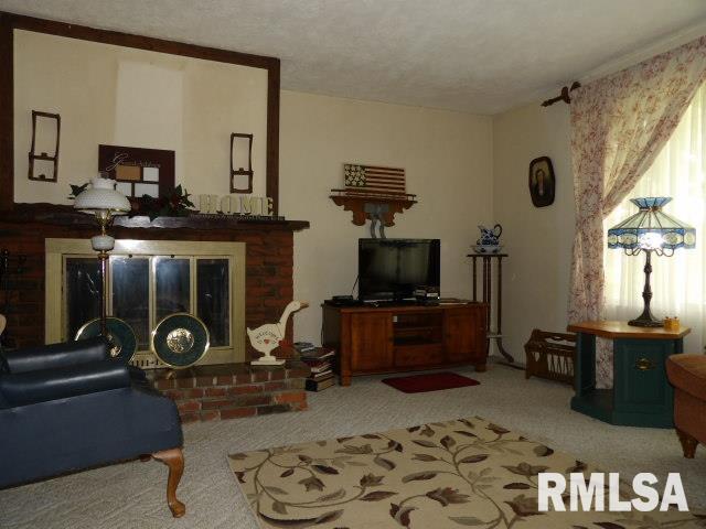 600 Panama St, Eldorado, IL 62930 - photo 7
