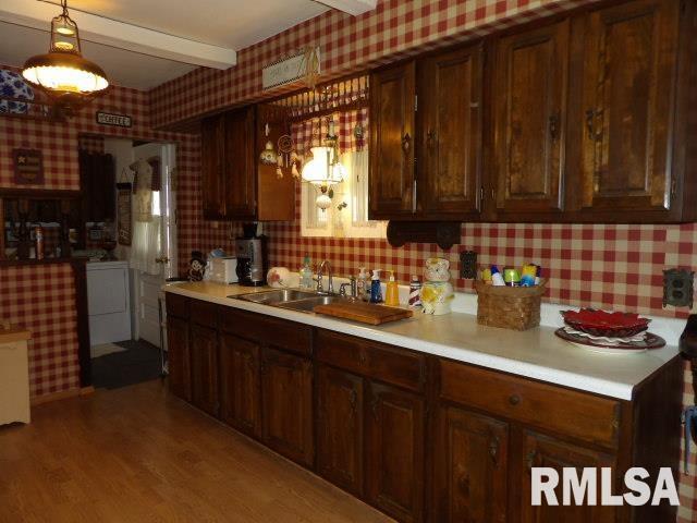600 Panama St, Eldorado, IL 62930 - photo 10
