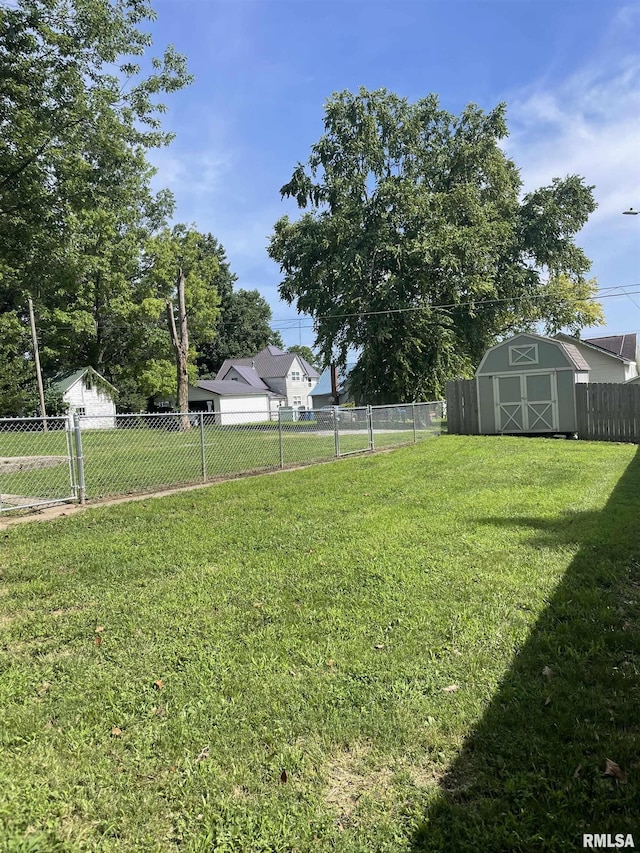 216 W Lindell St, West Frankfort, IL 62884 - photo 9