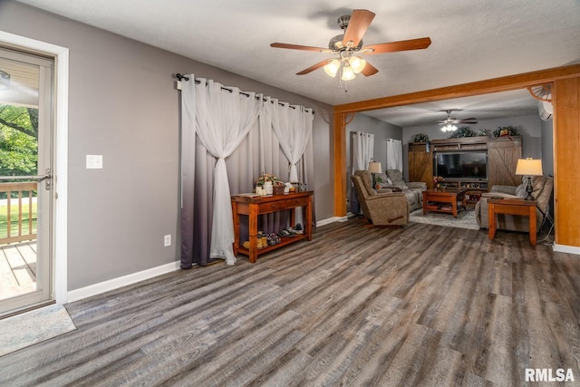 13585 Lawrence Rd, West Frankfort, IL 62896 - photo 6