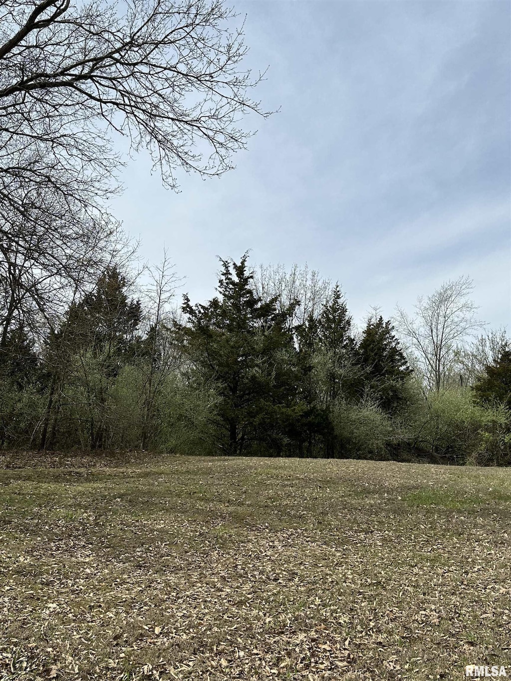 0000 Gierten Rd, Centralia, IL 62801