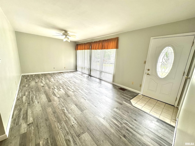 6 Charles Dr, Centralia, IL 62801 - foyer with wood finished floors and a ceiling fan