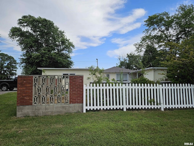 13522 Bowling Alley Rd, Benton, IL 62812 - photo 9
