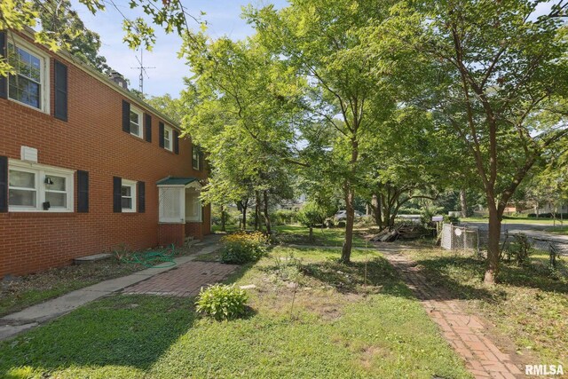 636 S Lincoln Blvd, Centralia, IL 62801 - photo 8