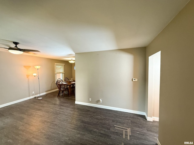 833 W 4th St, Flora, IL 62839 - photo 11