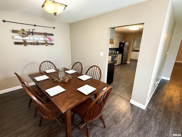 833 W 4th St, Flora, IL 62839 - photo 3
