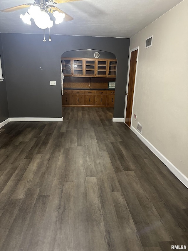 728 E 4th St, Flora, IL 62839 - photo 16